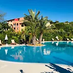 De Standing Face A La Baie De St-tropez, Vue Mer, Jardin Et Piscine. *